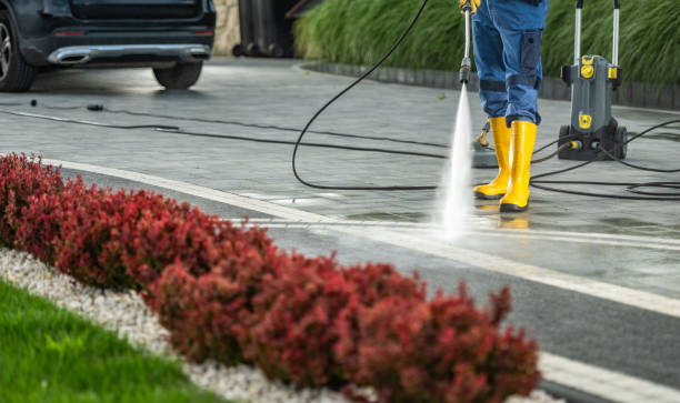 Pressure Washing Contractors in Howard City, MI